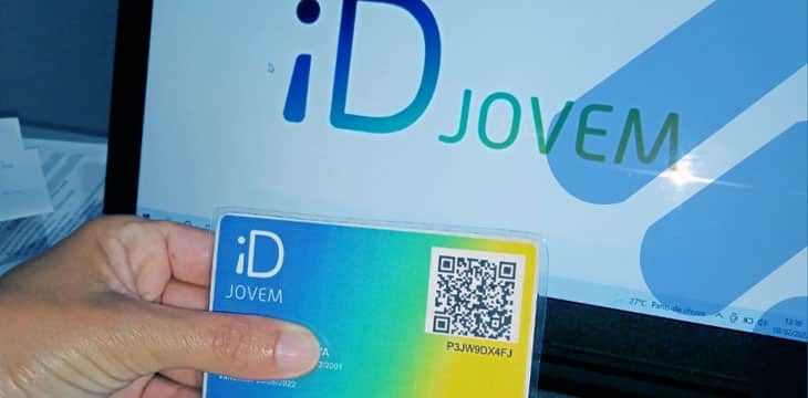 como viajar de graça com id jovem
